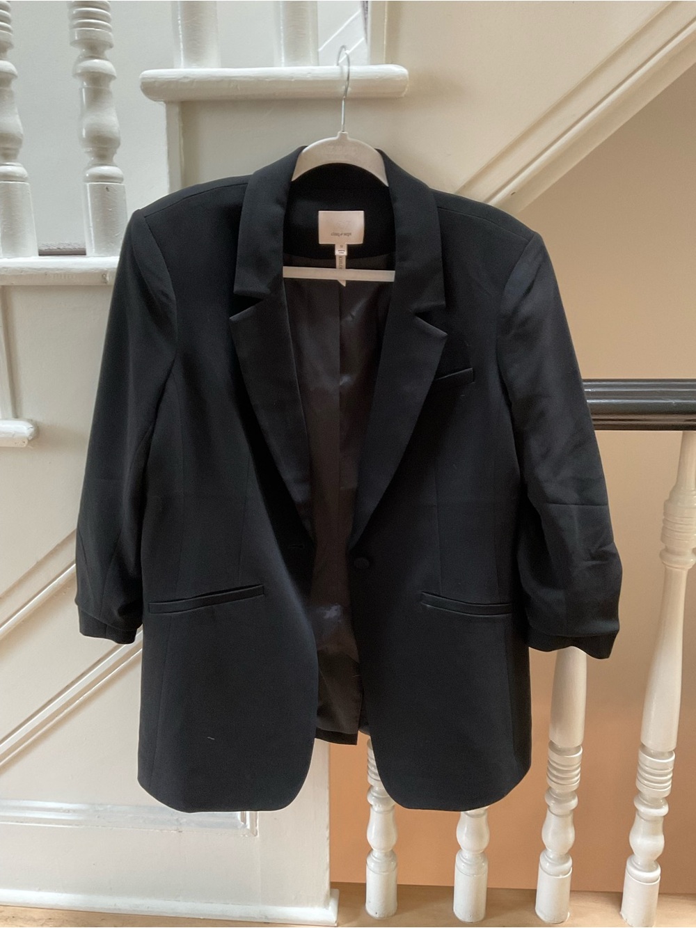 cinq a sept Black Khloe Ruched Sleeve Blazer - Picture 2 of 4